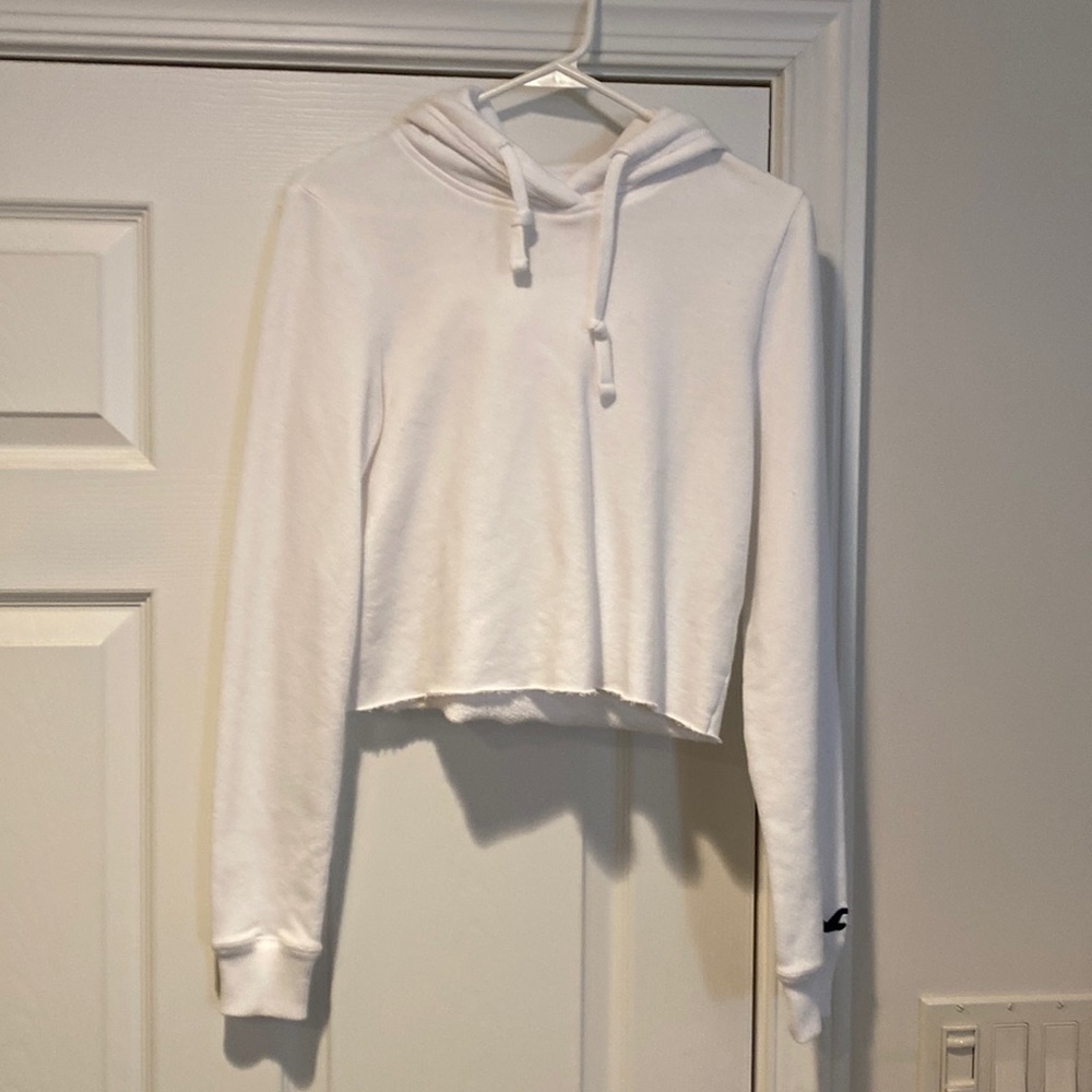 Hollister white cropped pullover